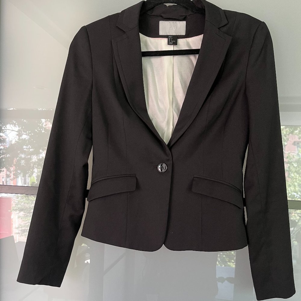 H&M Cropped Blazer